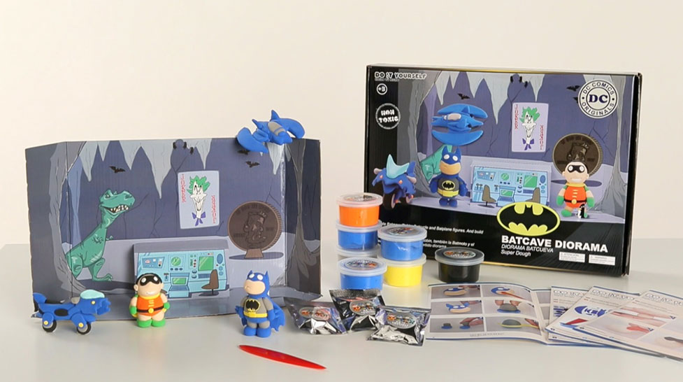 Build the DC Universe Out of Dough with New DIY Modeling Sets