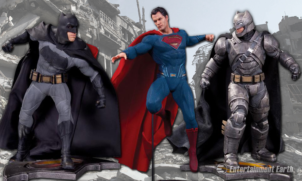BATMAN V SUPERMAN DAWN OF JUSTICE: STATUE SUPERMAN