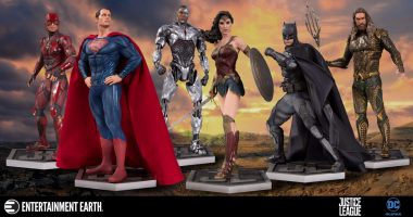 Sleep Well Under the Protective Gaze of These Justice League Statues